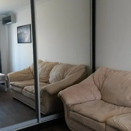 On Romana Karmena Apartment Odesa